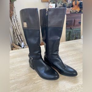 Tommy Hilfiger tall leather boots size 9 1/2. Brown and black combination.Comfy